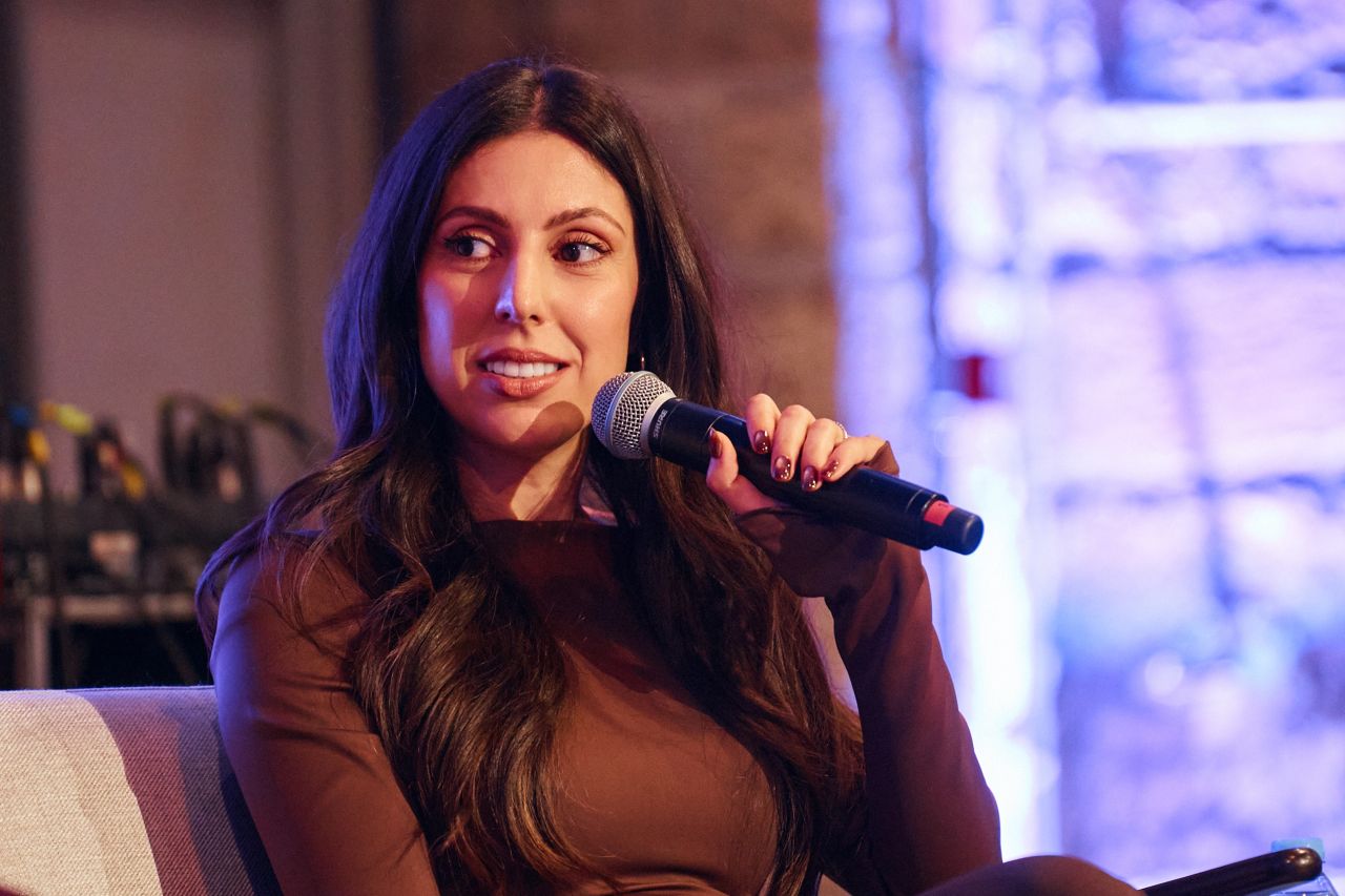 Pietra Flouri speaking on the panel